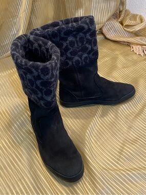 COACH Black leather Women's Boots with Patterned Wool Knit Cuff, size 8